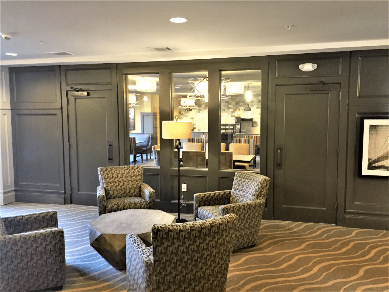 Premium interior lounge